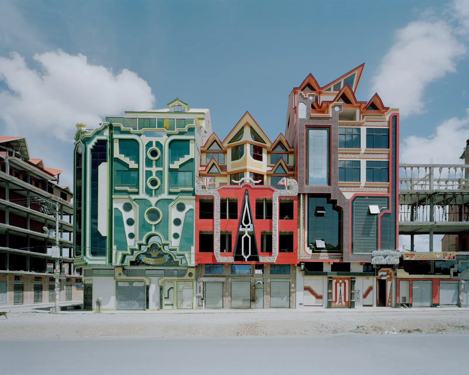 Arquitetura Neo-Andina: Freddy Mamani e a Revolução Urbana em El Alto